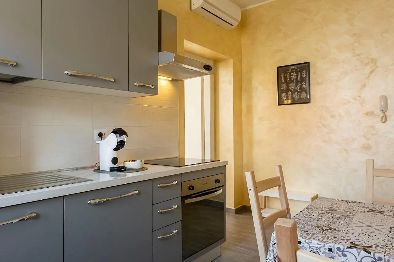 Leader Apartment 3 - Monzino - Hockey Msg Arena - Linate - Milan