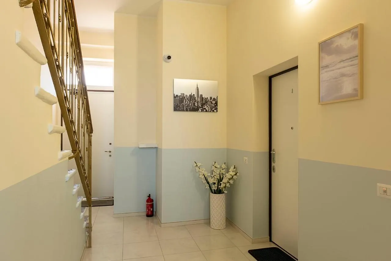 Leader Apartment 3 - Monzino - Hockey Msg Arena - Linate - Milan